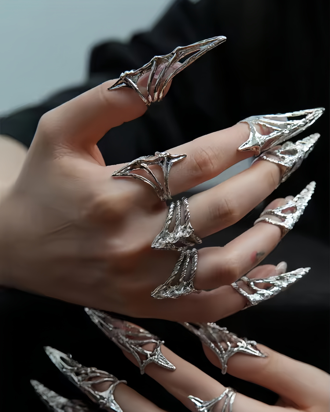 Sinvyr Rings